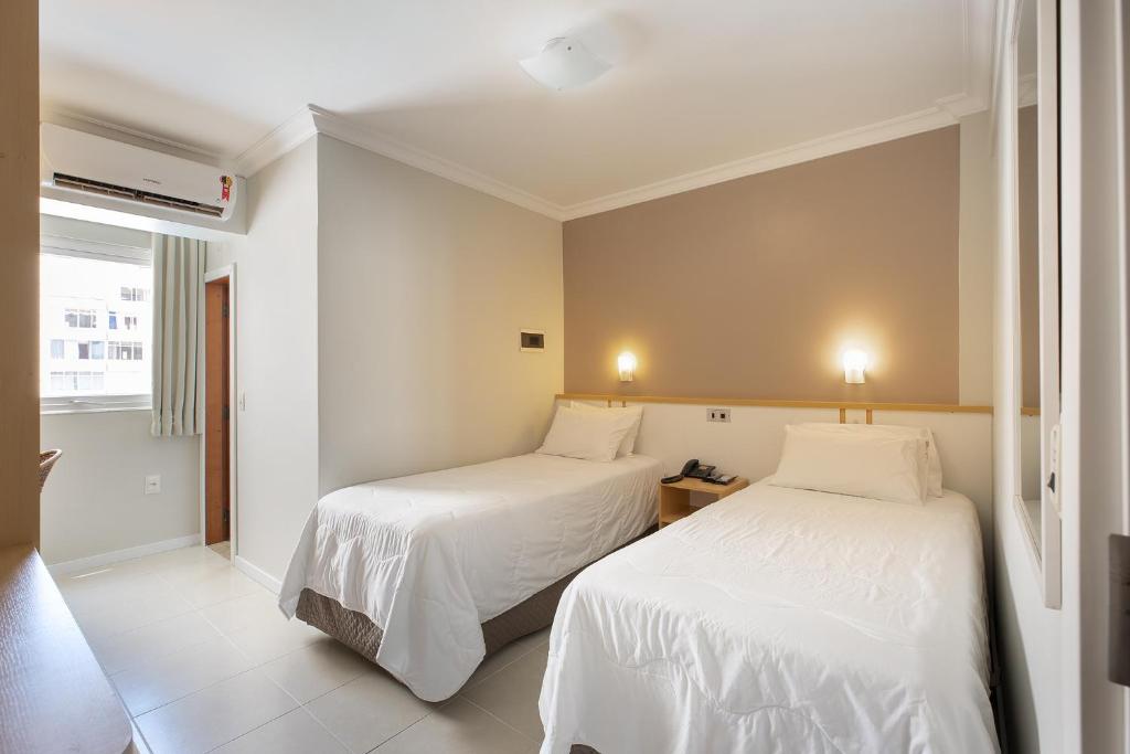  Miramar Hotel