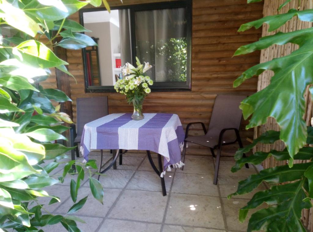 Fotografie z fotogalerie ubytování Tsitsikamma Garden Chalets v destinaci Stormsrivier