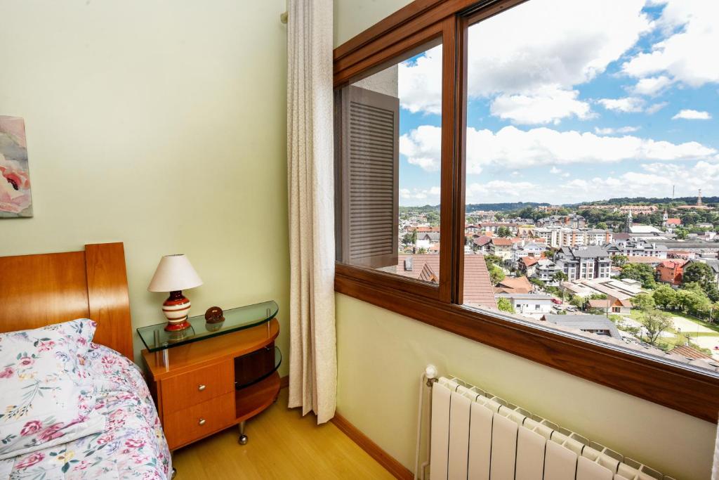 Rosa Morada das Hortênsias  Rosa Morada das Hortênsias