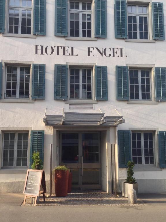 Exteriér nebo vchod ubytování Hotel Engel am Bahnhof