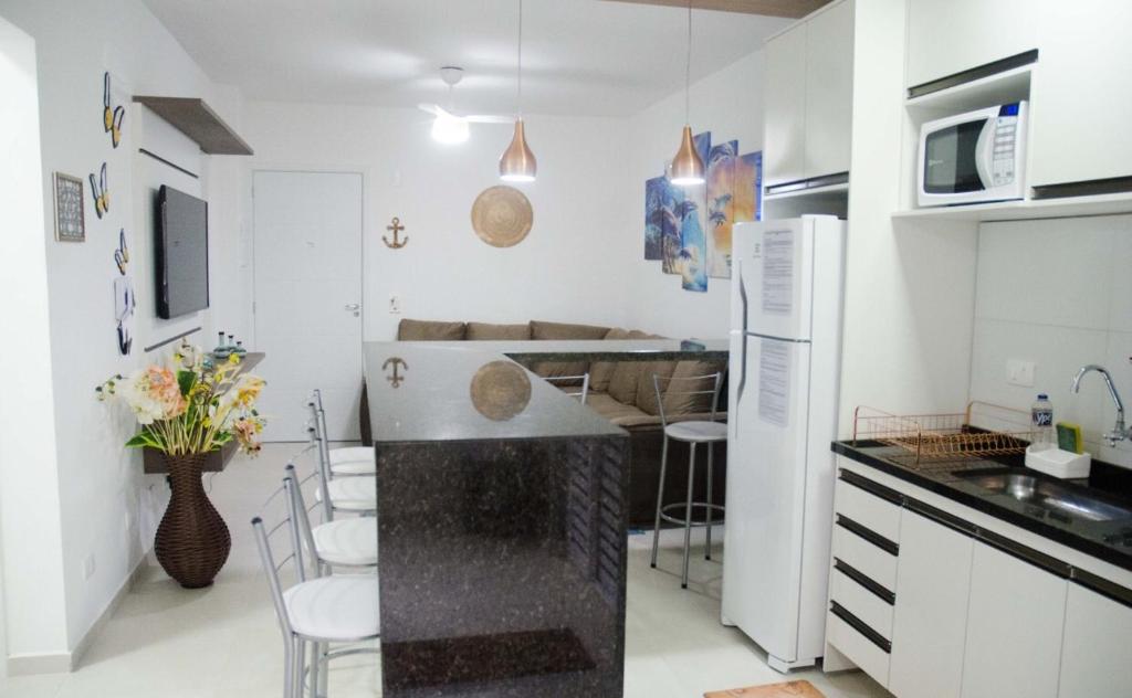  Apto Conforto e Qualidade à duas quadras da Praia de Perequê Açu - Ubatuba