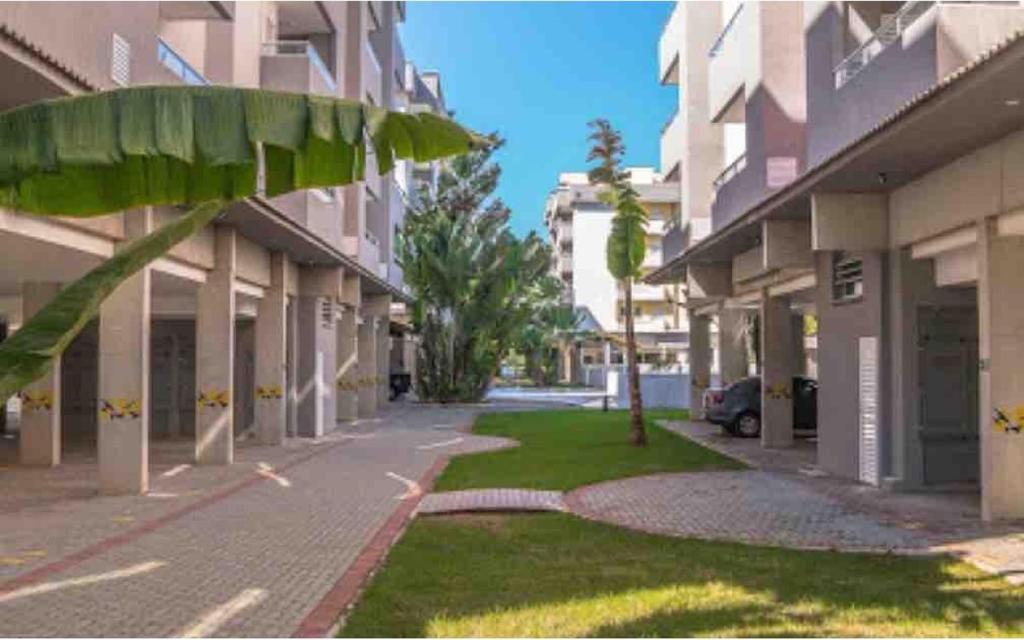  Apto Conforto e Qualidade à duas quadras da Praia de Perequê Açu - Ubatuba