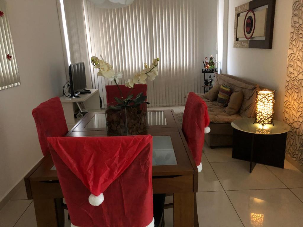  Quarto agradável no Gonzaga em Santos