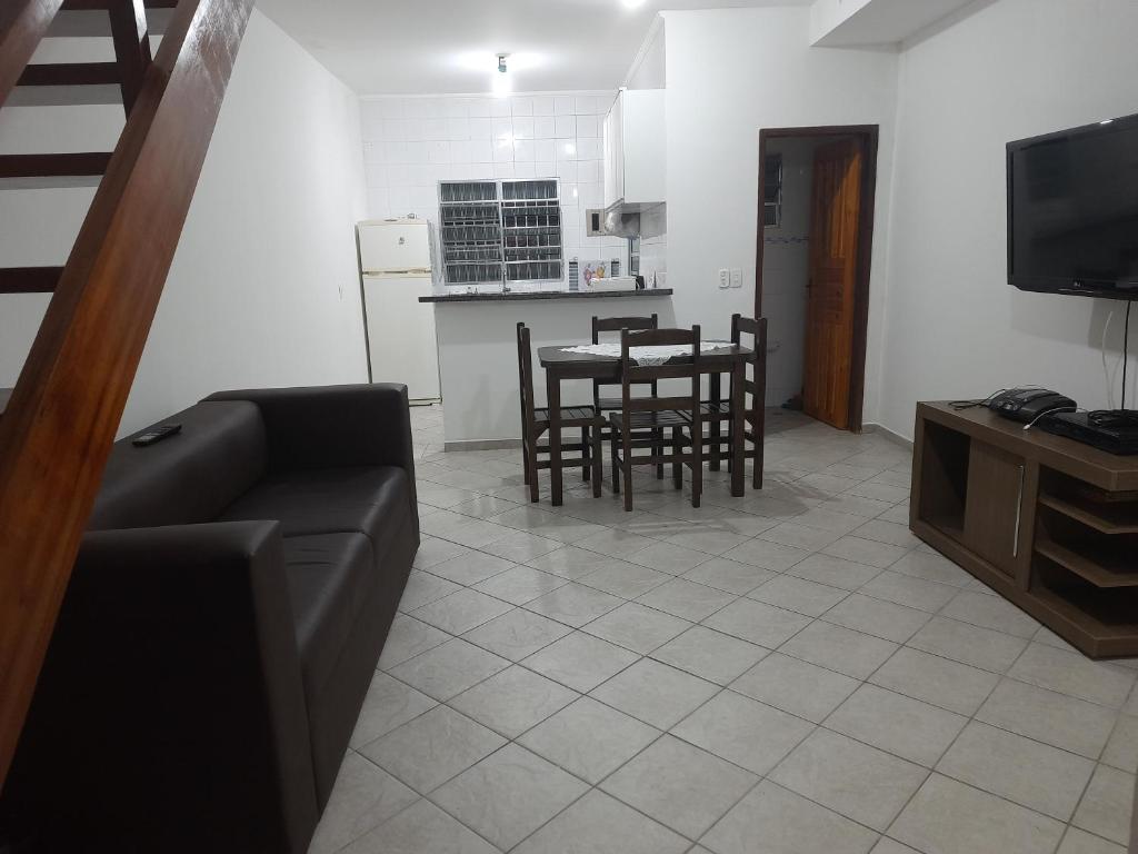  Casa condomínio Caraguatatuba