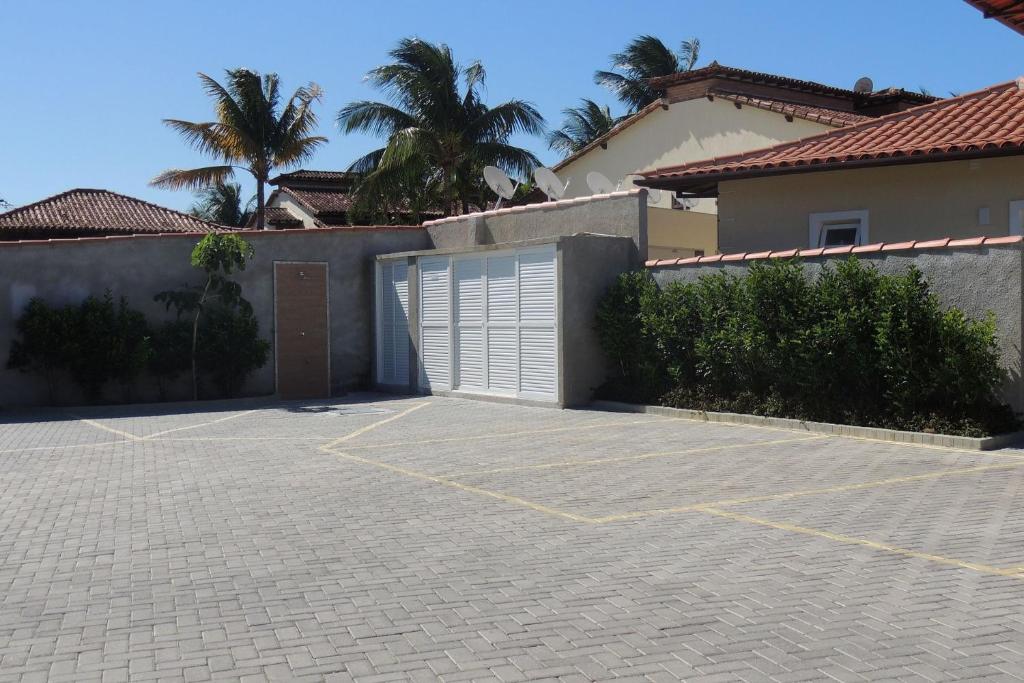  Casa com 3 quartos em condomínio 290m da praia de Geribá