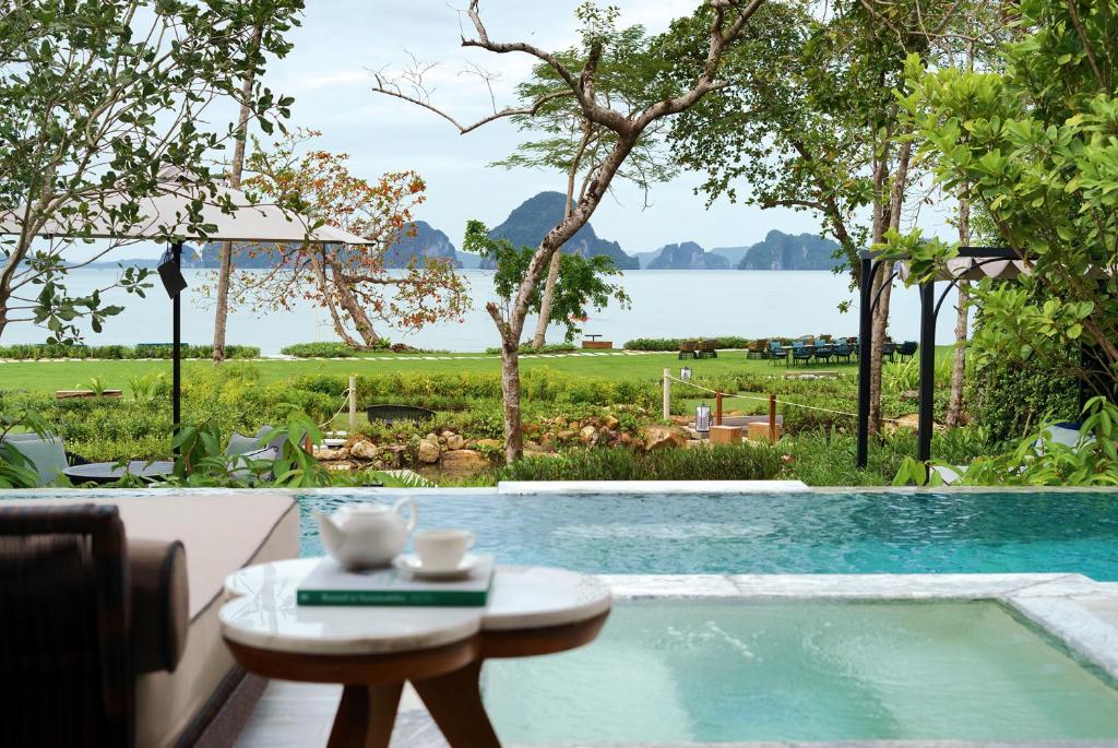 Krabi resort with private pool villas - Banyan Tree Krabi