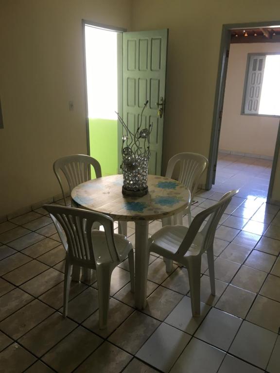  Casa primeira rua da praia