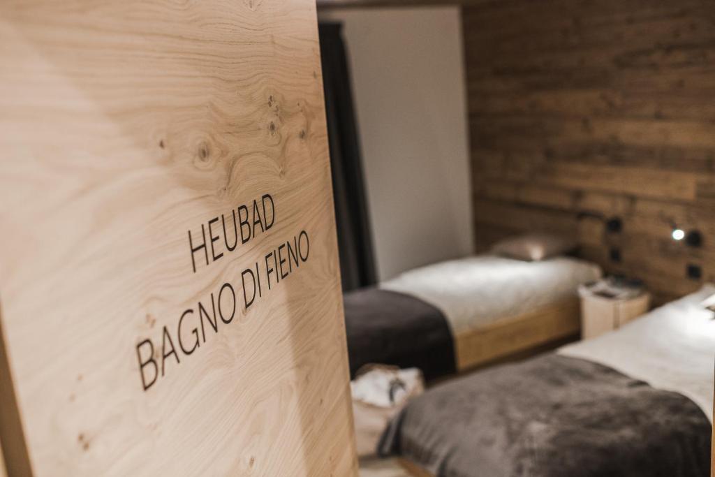 Postel nebo postele na pokoji v ubytování Hotel Zum Mohren
