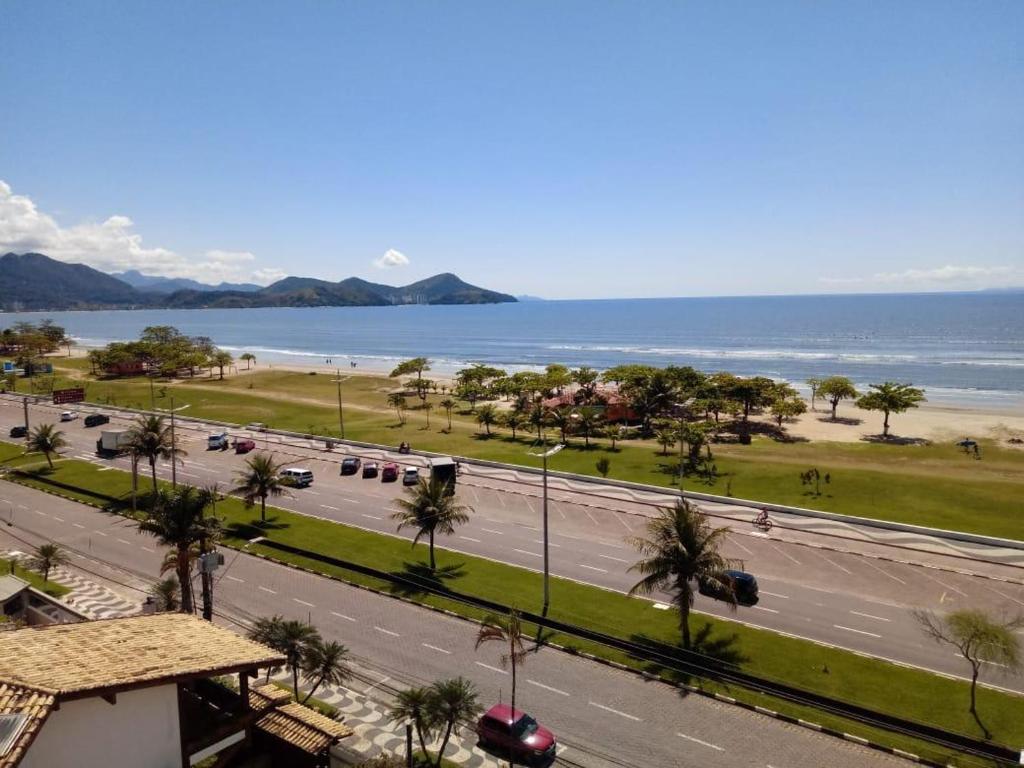  Apartamento em Caraguatatuba