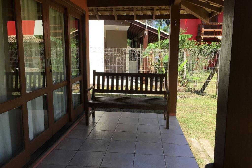  Excelente casa 50 metros da praia