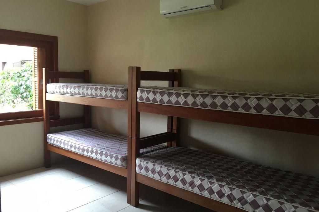  Excelente casa 50 metros da praia