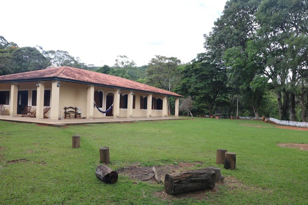  Casa de Campo com conforto e verde para descansar