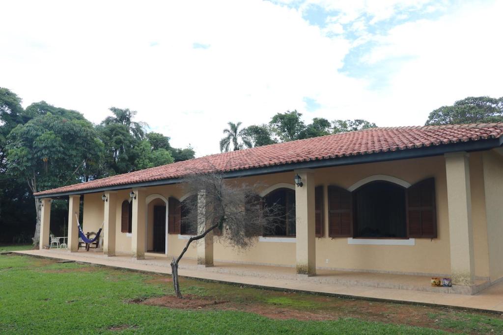  Casa de Campo com conforto e verde para descansar