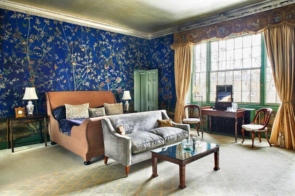 Home House - Private Member's Club - Superior Queen Room