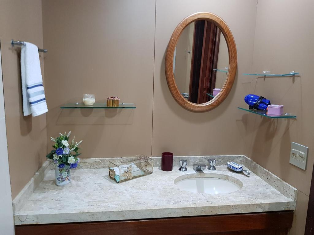  CaviRio EC26 - Linda casa em São Conrado