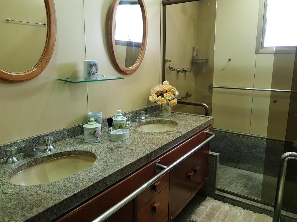  CaviRio EC26 - Linda casa em São Conrado