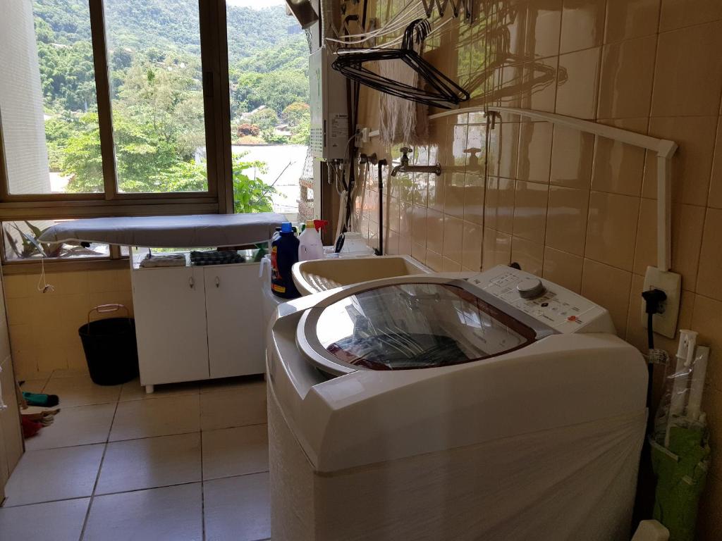  CaviRio EC26 - Linda casa em São Conrado