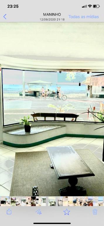  Apartamento em condo a beira mar