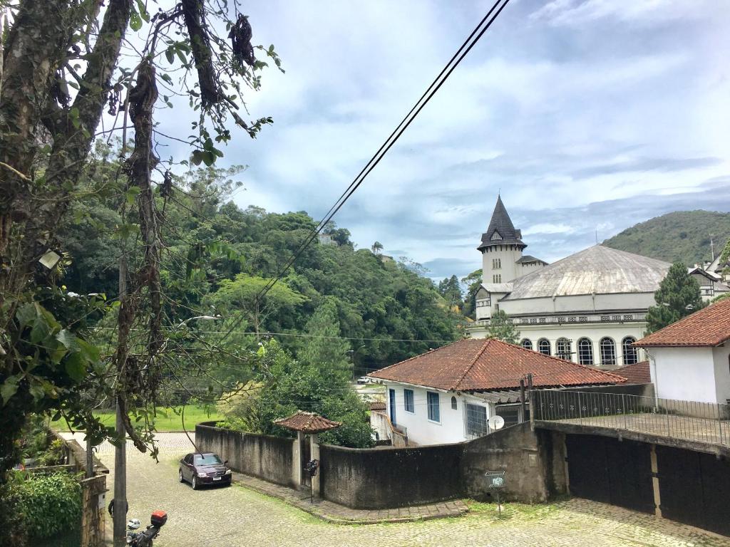  Maravilhosa Casa 4 quartos na Serra Petrópolis