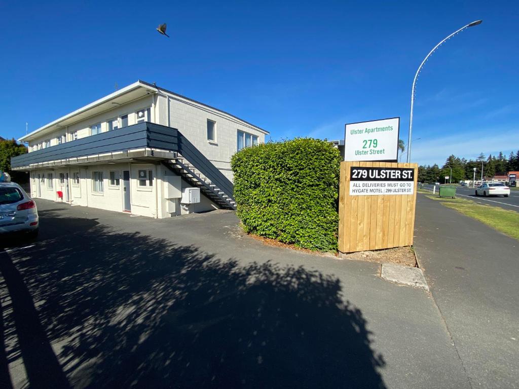 Ulster Apartments - Resim 10