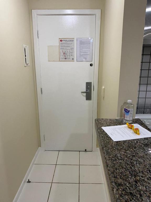  Apartamento no centro de Guarapari (apart-hotel).
