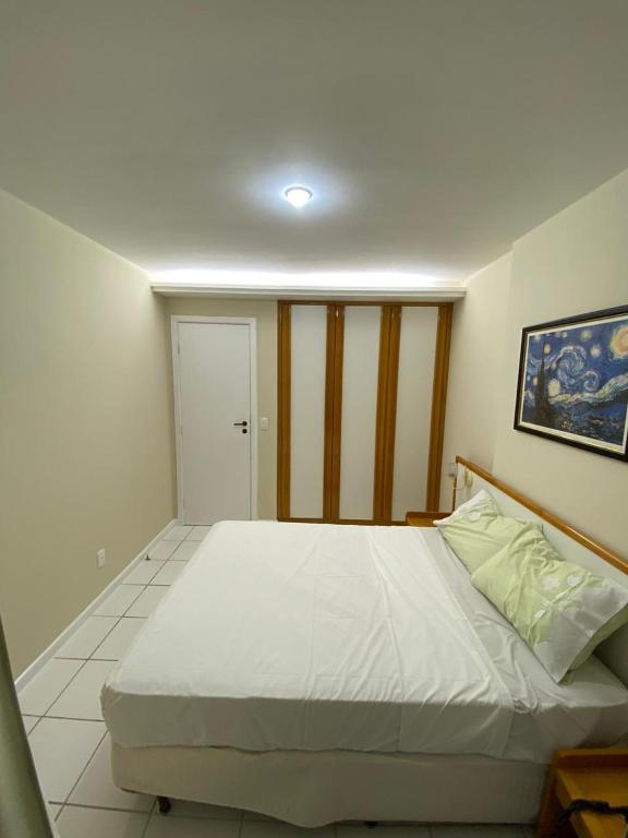  Apartamento no centro de Guarapari (apart-hotel).