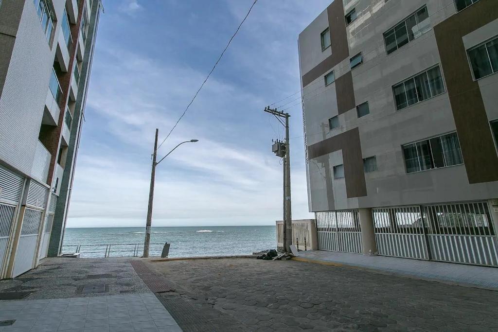  Apartamento no centro de Guarapari (apart-hotel).