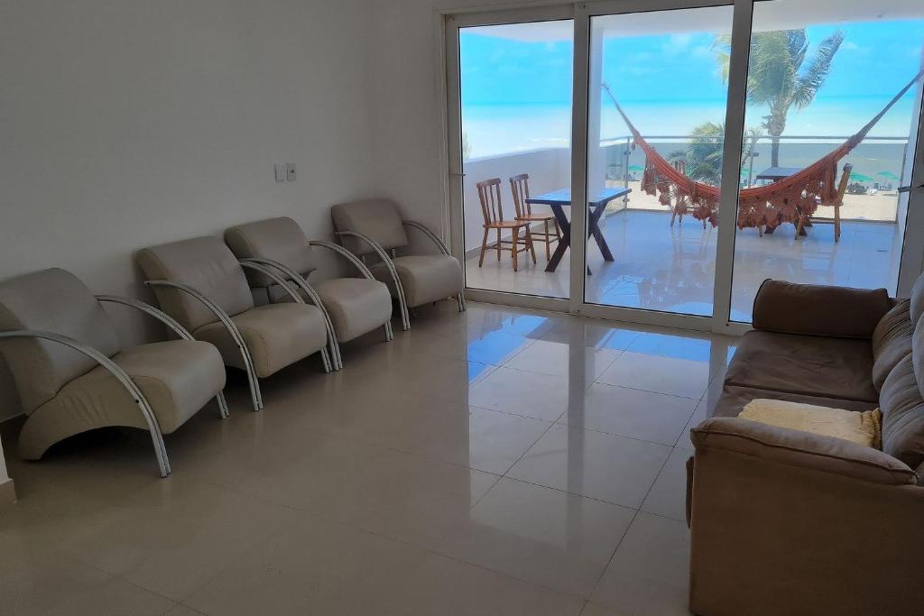  Linda Suíte Frente Mar no Na Praia