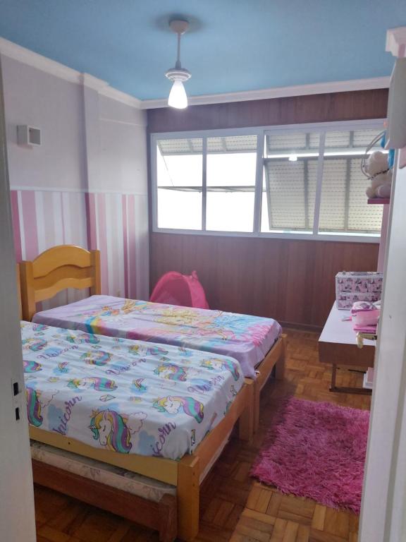  Apartamento 2 dormitórios frente ao mar