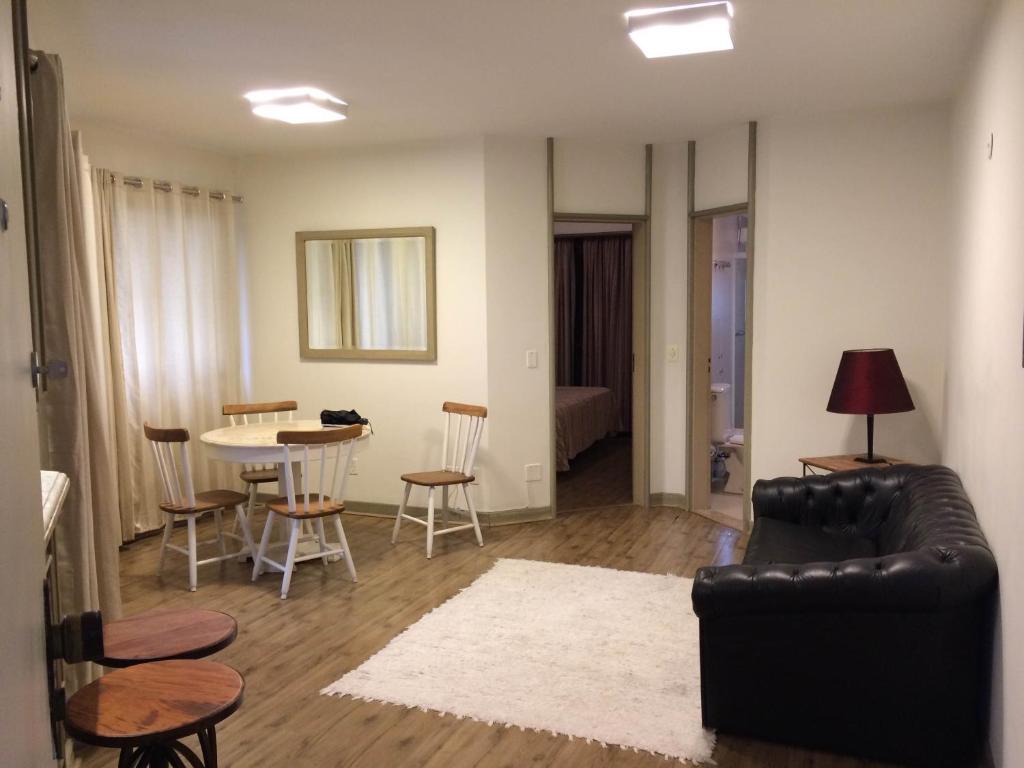  Apartamento excelente prox Faria Lima