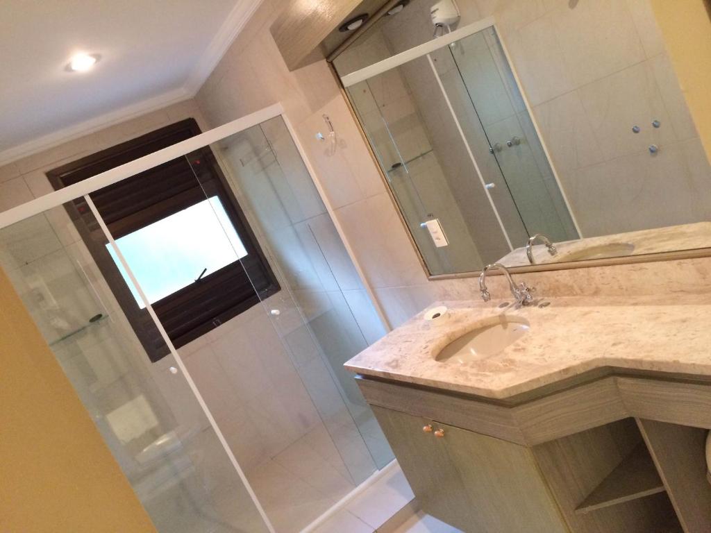  Apartamento excelente prox Faria Lima