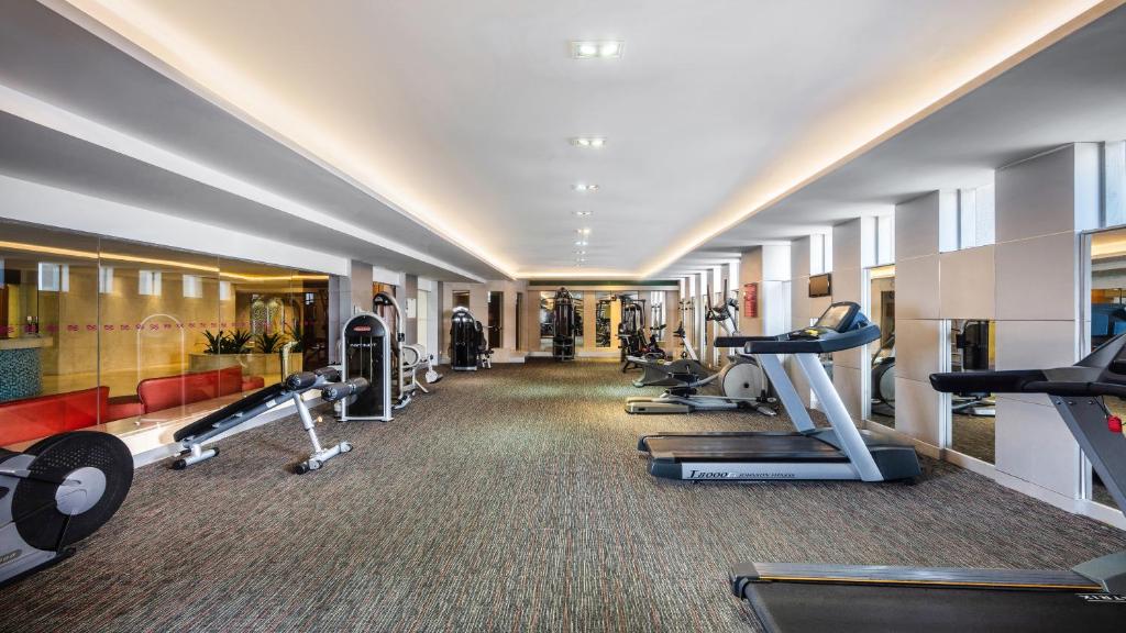 Fitness centrum a/nebo fitness zařízení v ubytování Crowne Plaza Foshan by IHG - Canton Fair free shuttle bus