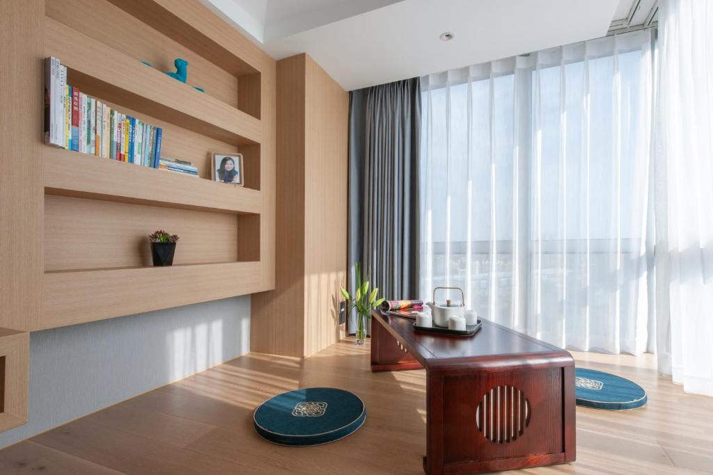 Knihovna v hotelu