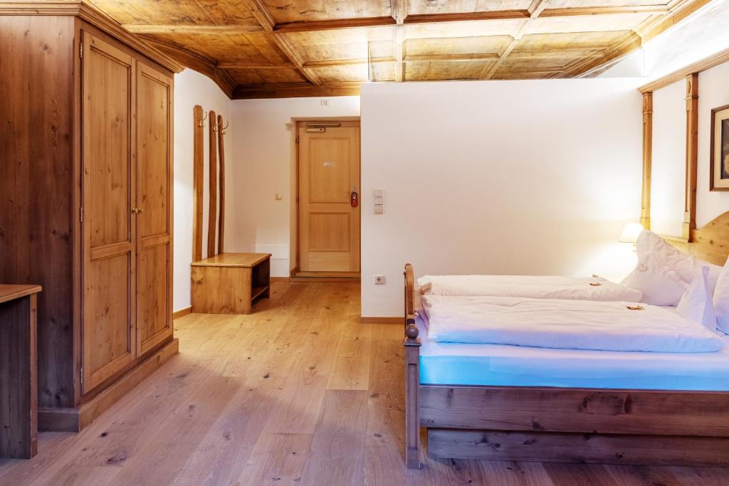 Hotel Goldenes Roessl-adults only - Classic Double Room