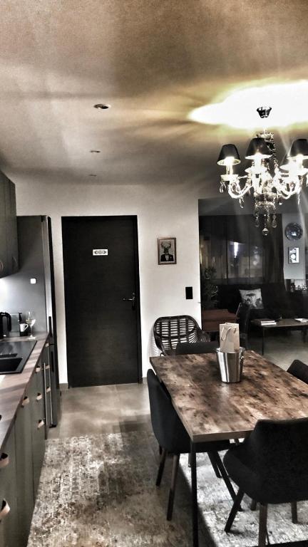 Kuchyň nebo kuchyňský kout v ubytování LOFT La Grande Motte