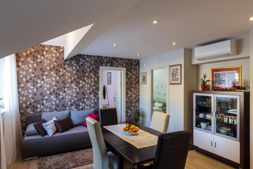 Kuchyňa alebo kuchynka v ubytovaní Cetinic Apartment