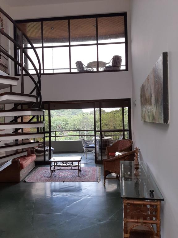  Belíssima Cobertura Duplex de Alto Padrão na praia do Tenório em Ubatuba-SP