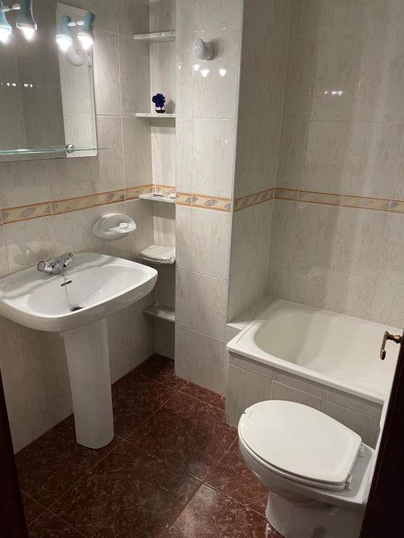 Hostal Parapanda - Deluxe Queen Room