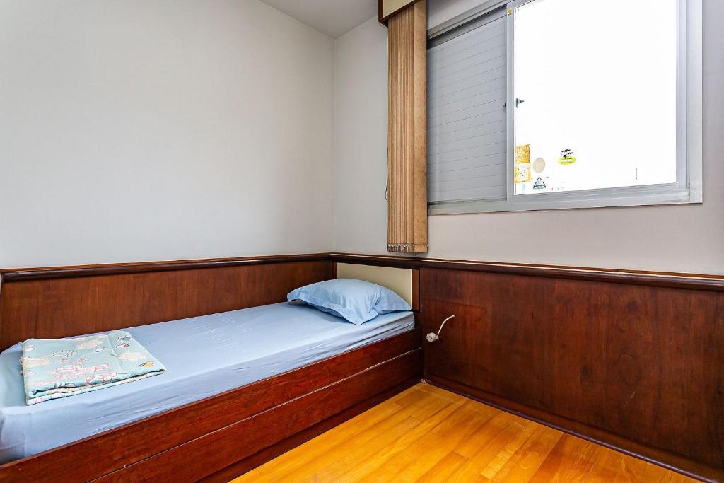  Espaçoso apartamento em área arborizada e central de Floripa