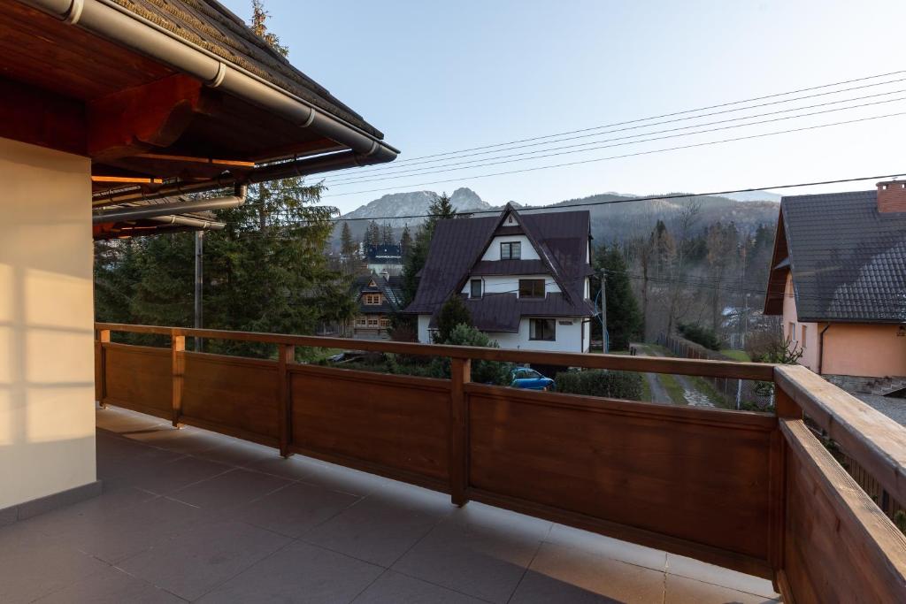Balkón alebo terasa v ubytovaní Dom Nyczówka Zakopane