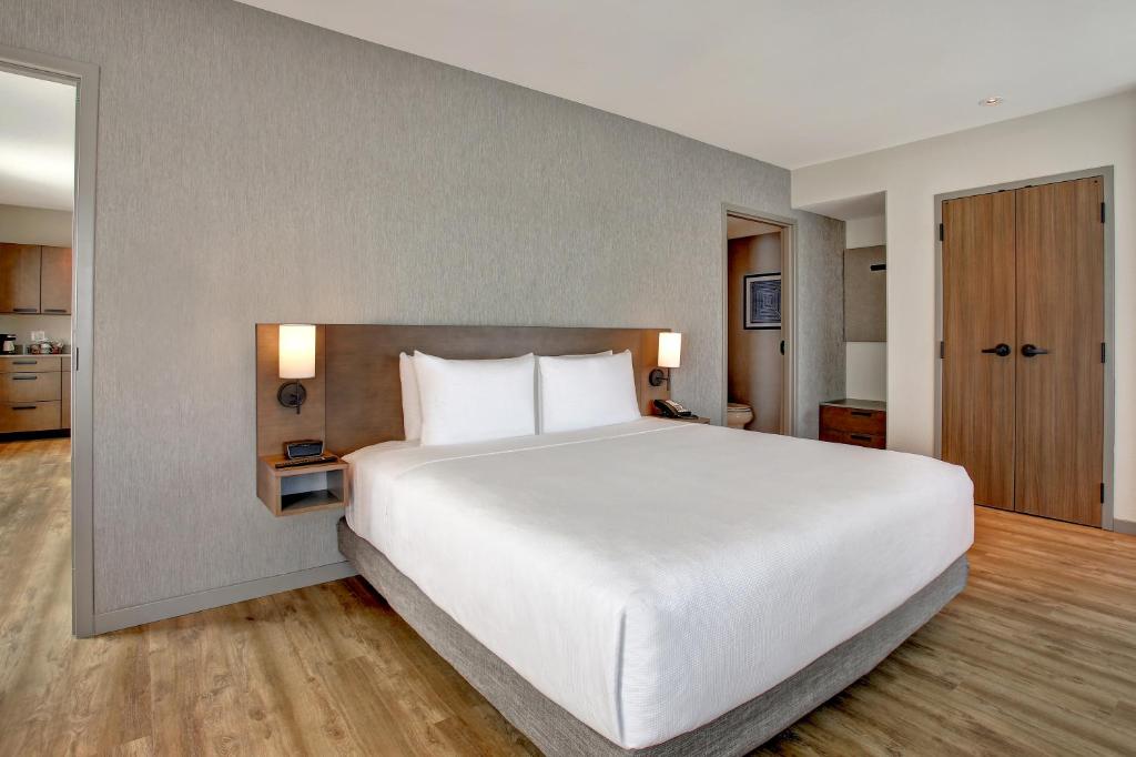 Hyatt Place at Wichita State University photo