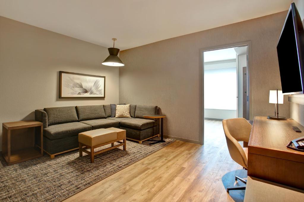 Hyatt Place at Wichita State University photo