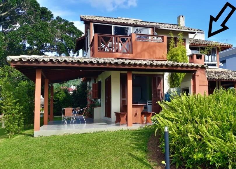  Casa de frente para o Mar