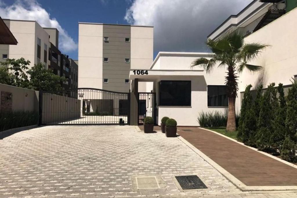  Aluguel Apartamento 2 quartos s1 suíte Piscina Bombas SC