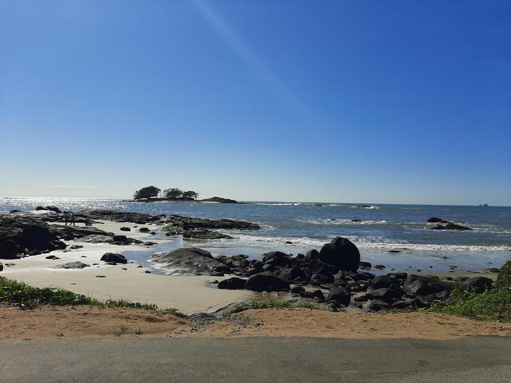  Praia mais bela do litoral norte SC itajuba