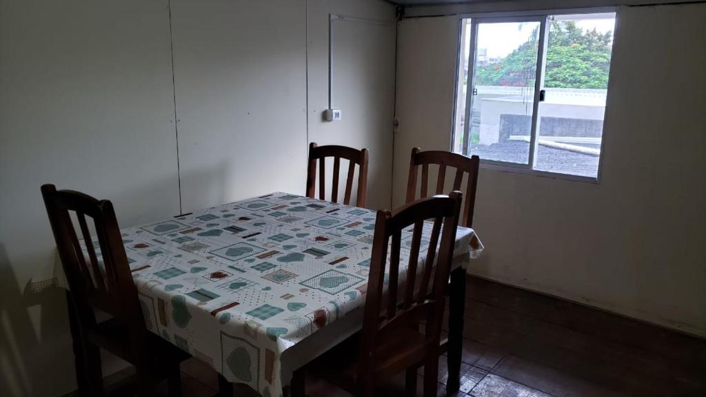  Quartos Centro de Bombinhas