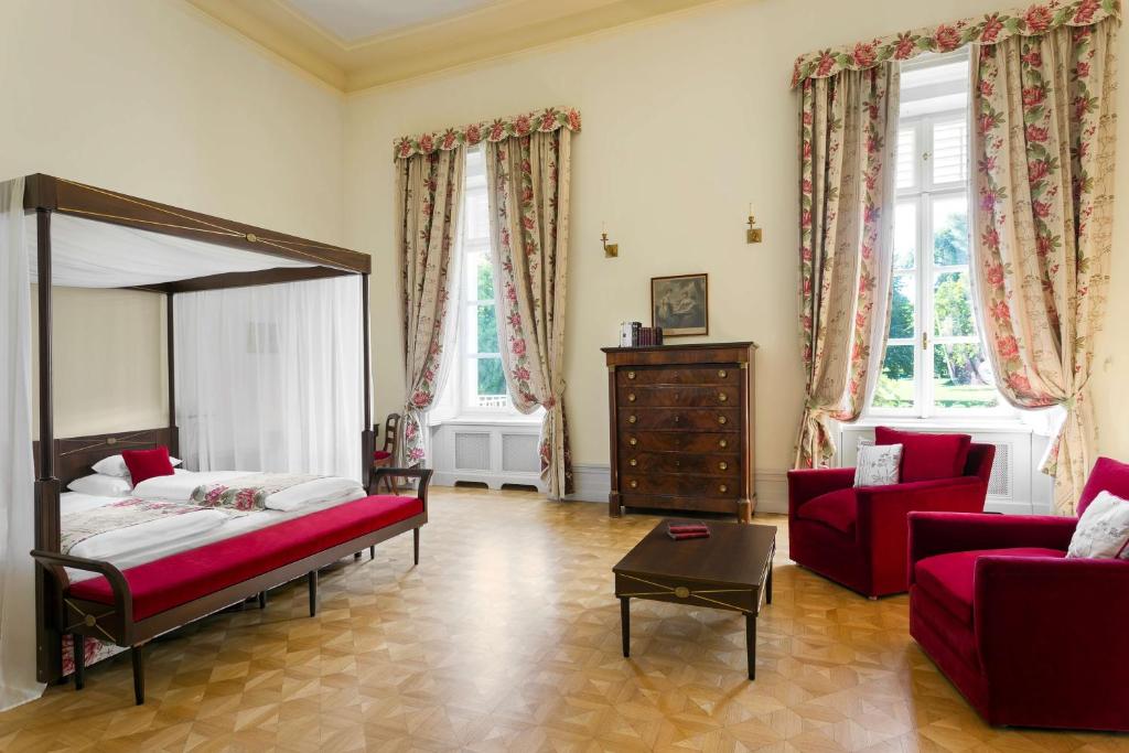 Károlyi Kastély Hotel & Restaurant - Suite De Luna De Miel