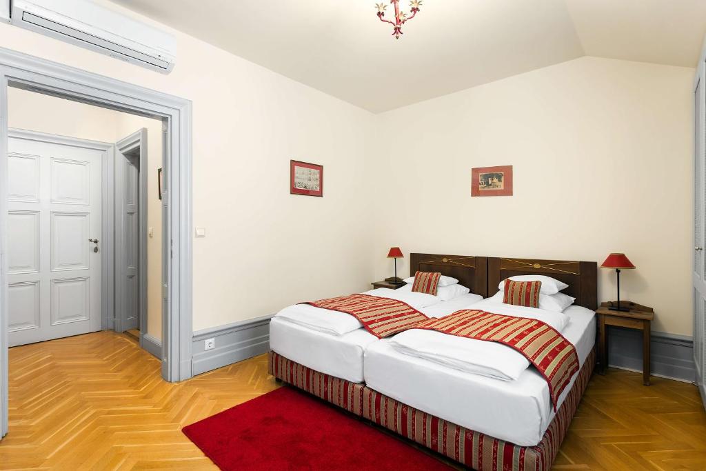 Károlyi Kastély Hotel & Restaurant - Habitación Doble