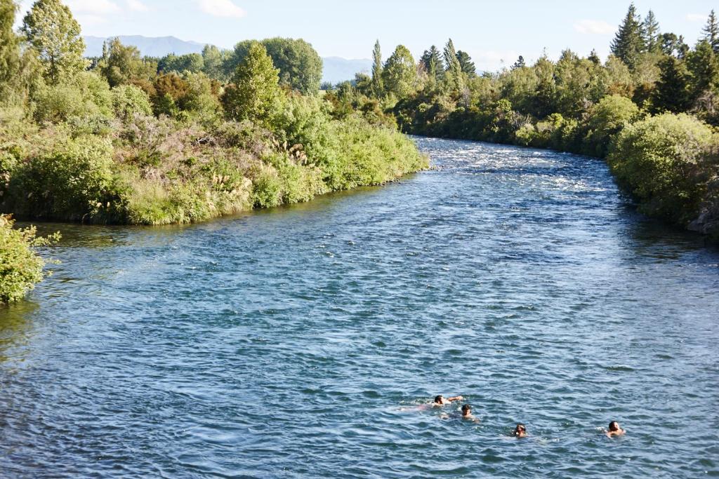 Turangi Leisure Lodge - Resim 8
