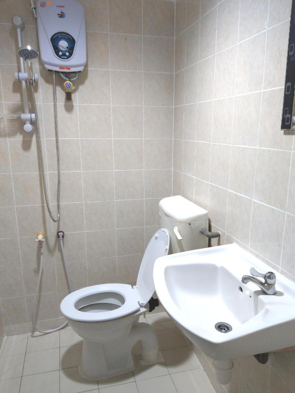 ENE Inn - Double Room With Private Bathroom